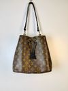 Bolsa Louis Vuitton Néonoé MM