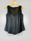 Blusa Juliana Sanmartin couro