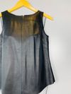 Blusa Juliana Sanmartin couro