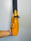 Bolsa Coach Charles Tangerine Leather Camera Bag with NY