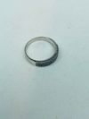 Anel em ouro branco e diamantes negros