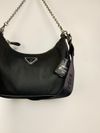 Bolsa Prada Re-edition 2005