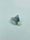 Anel Ouro Branco, Diamantes, Topázio Azul e Pérola