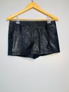 Short Saia Clé couro