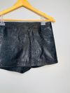 Short Saia Clé couro