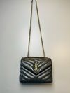 Bolsa Saint Laurent Loulou Pequena