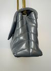 Bolsa Saint Laurent Loulou Pequena