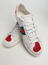 Tênis Gucci Ace Embroidered Heart