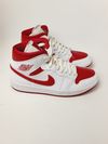 Tênis Nike Air Jordan 1 Mid Reverse Chicago