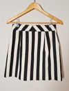 Short Saia NK