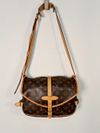 Bolsa Louis Vuitton Saumur 30