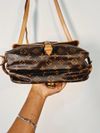 Bolsa Louis Vuitton Saumur 30