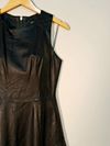 Vestido Bobstore Couro