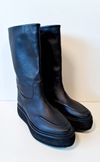 Bota Cris Barros