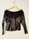 Blusa Madre Reina couro
