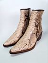 Bota Dellela