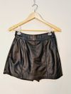 Shorts Saia Madre Reina couro
