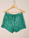 Shorts em couro