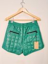 Shorts em couro