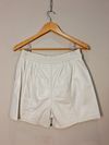 Shorts Saia Madre Reina couro