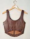 Blusa Cropped Madre Reina couro