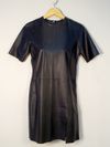 Vestido Gabriela Sakate couro