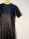 Vestido Gabriela Sakate couro