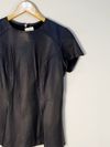 Blusa St. Trois couro