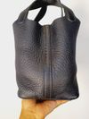 Bolsa Hermès Clemence Picotin Look 18 