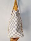 Bolsa Louis Vuitton Totally MM Damier Azur 