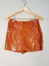Shorts Saia Cris Barros couro