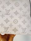 Bolsa Louis Vuitton Mahina Hina Monogram MM