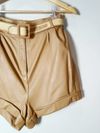 Shorts Juliana Sanmartin couro 