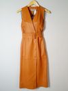 Vestido Juliana Sanmartin couro 
