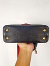 Bolsa Louis Vuitton Capucines Mini 