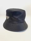 Chapéu Bucket Prada Re-Nylon 