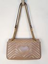 Bolsa Gucci GG Marmont Medium 