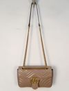 Bolsa Gucci GG Marmont Medium 