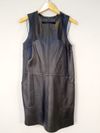 Vestido Carina Duek couro