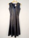 Vestido Studio S. A. couro