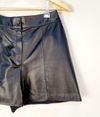 Shorts Liziane Richter couro 