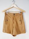 Shorts Verosenso couro 