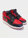 Tênis Nike Air Jordan 1 Mid Banned