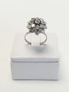 Anel em ouro branco e chuveiro de diamantes 