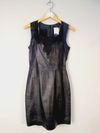 Vestido Forum couro