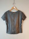 Blusa Juliana Sanmartin couro