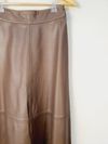 Saia Veredicto couro