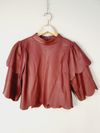 Blusa em couro