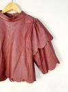 Blusa em couro