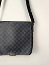 Bolsa Louis Vuitton  District Messenger 